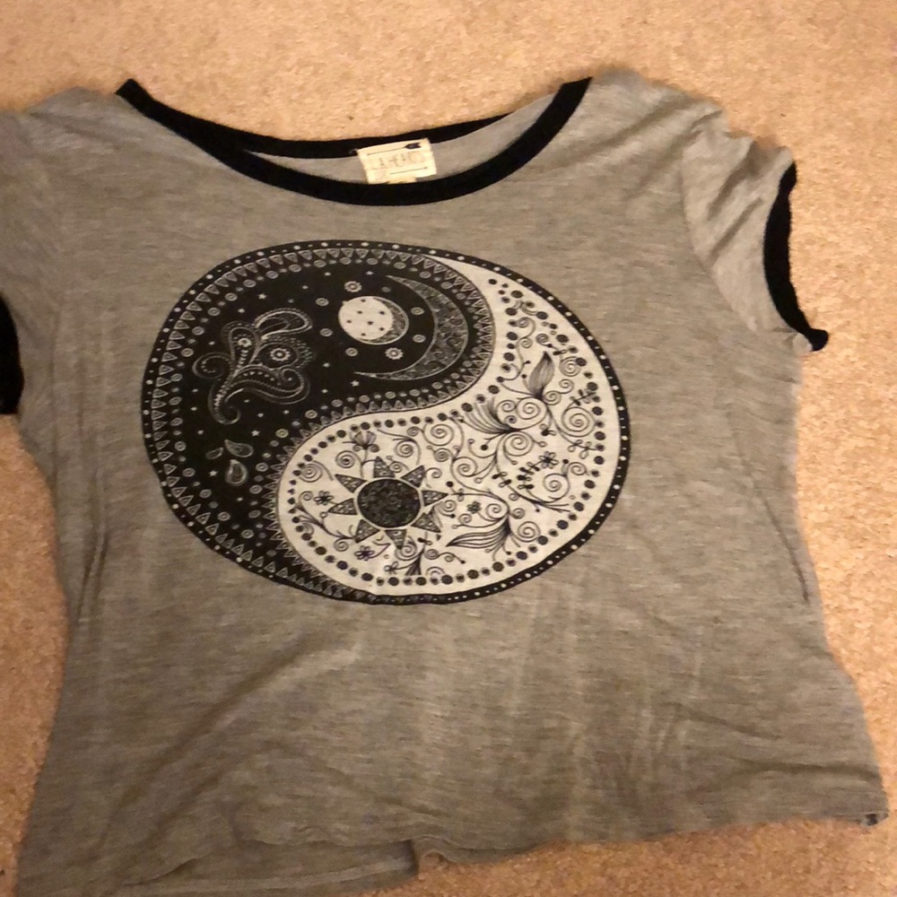 Young and yang crop top